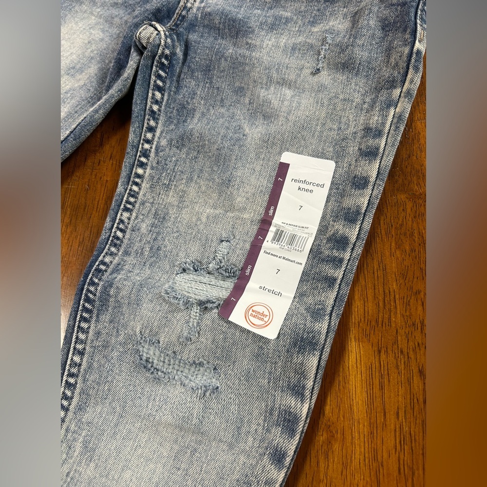 Boys Distressed Slim Jeans | Size 7 | Reinforced Knees | NWT | Wonder Nation - Picture 2 of 6